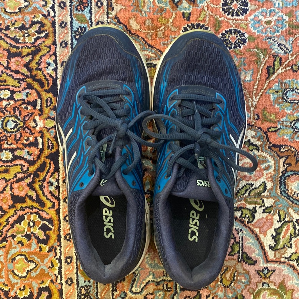 ASICS Running Shoes - great condition!